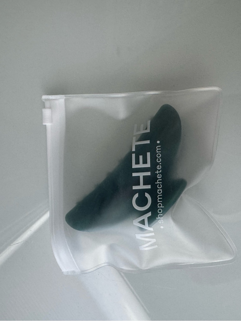 Machete Dark Green Resin Claw Clip - Classic Women’s Hair Styling Accessory